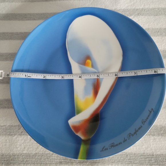 Givenchy Parfums Appetizer/Salad/Display Plate - Picture 3 of 6